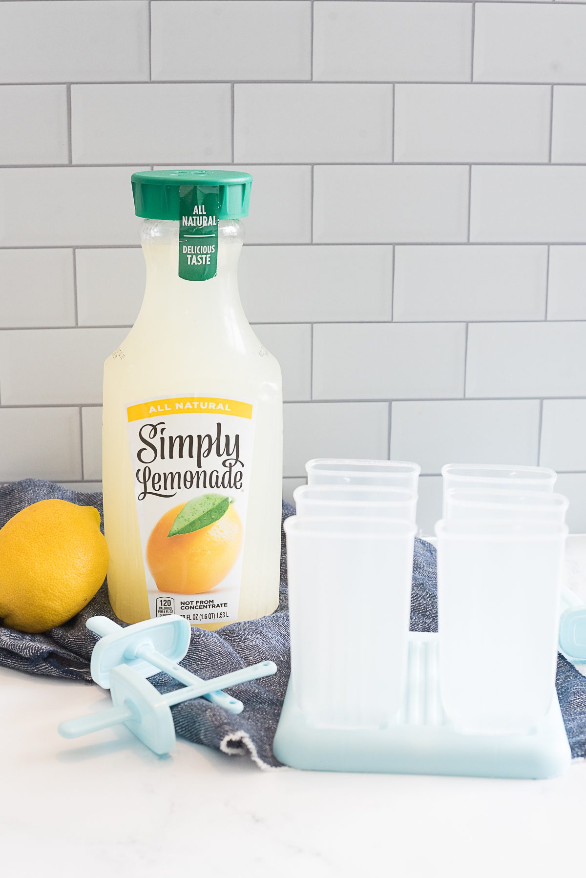 popsicles made with simply lemonade