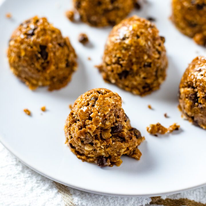 Small round energy bites made with oatmeal and almond butter