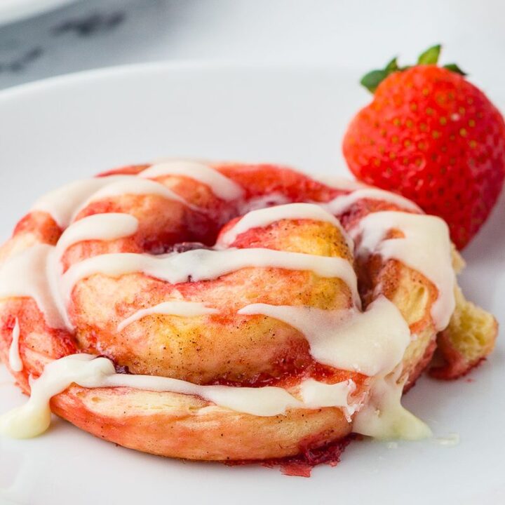 upgrading canned cinnamon rolls with strawberry pie filling