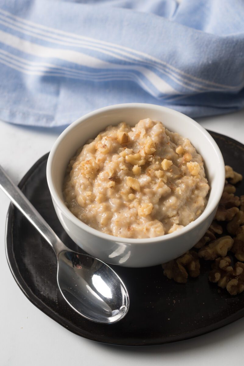 Super easy oatmeal made in minutes